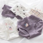 پک شورت نخی توت فرنگی بنفش